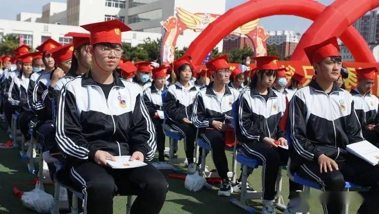 深圳控股盘中异动 下午盘急速上涨5.41%